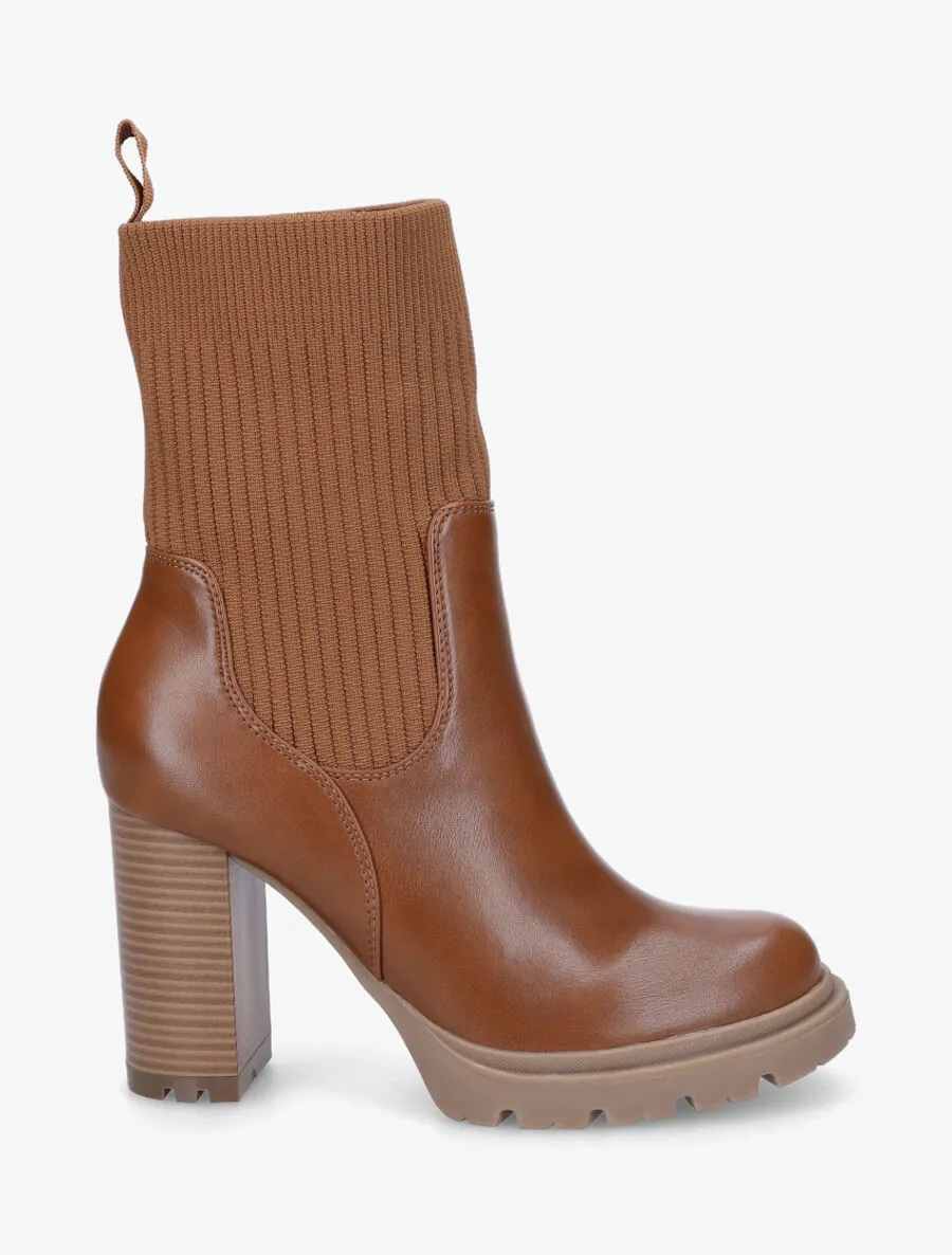 Bottines chaussettes à talon haut - Camel