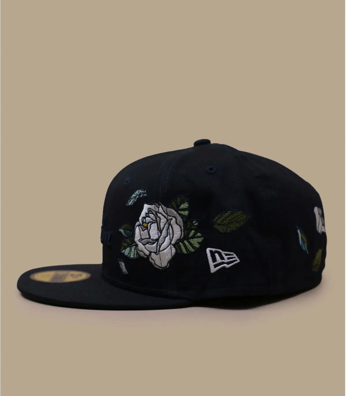 Casquette fitted bleu marine fleur blanche - Casquette Flower Icon 59Fifty navy New Era : Headict