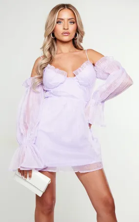 Petite Mini robe plissée lilas à épaules dénudées