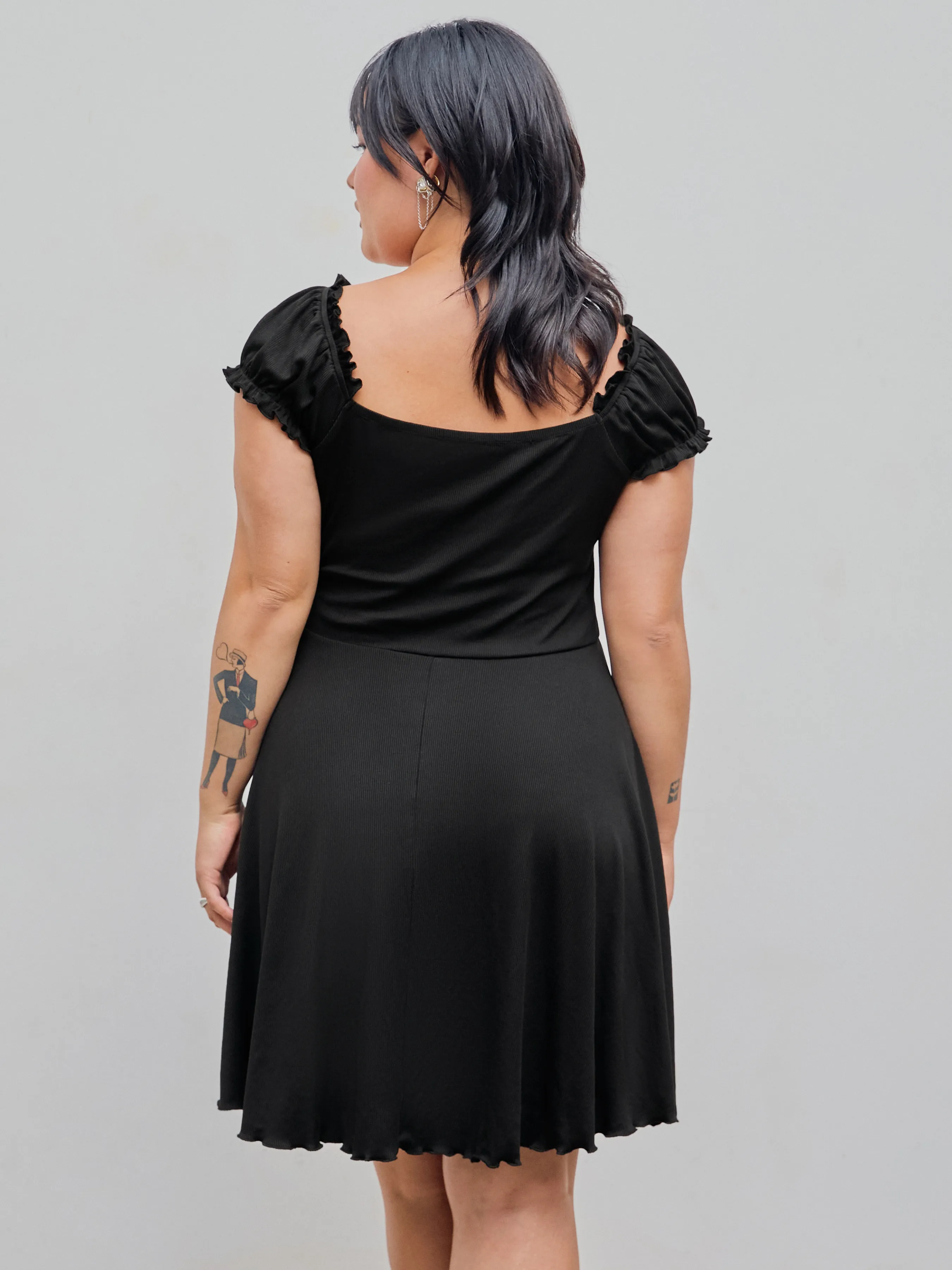  Robe Mini Nœud à Manches Bouffantes Volantées Curve & Plus